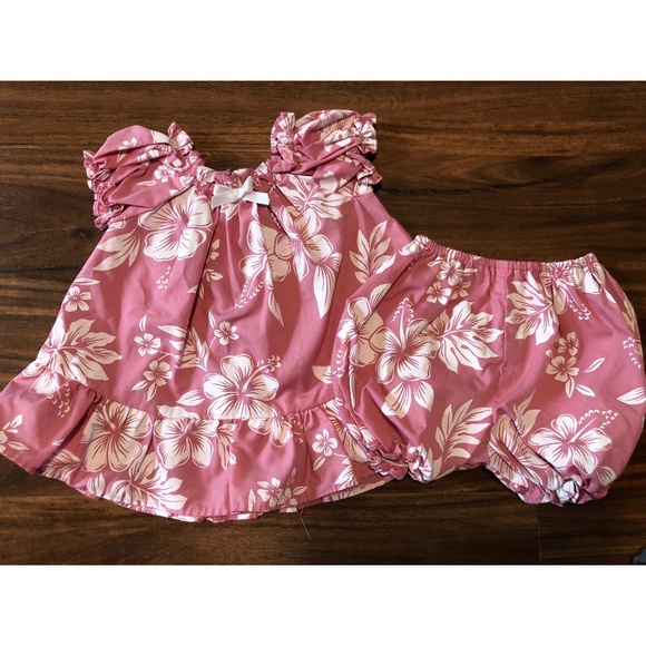 Other - Baby Girl Hawaiian Outfit Set.